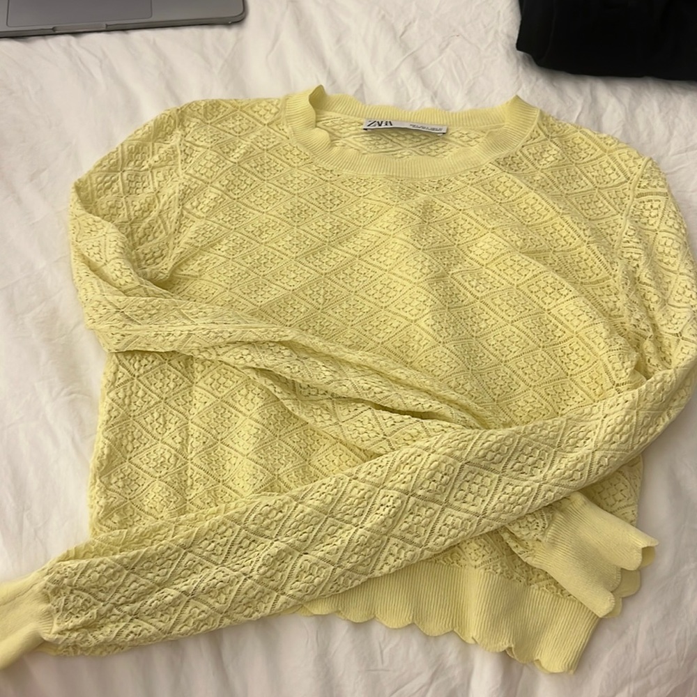Zara light sweater